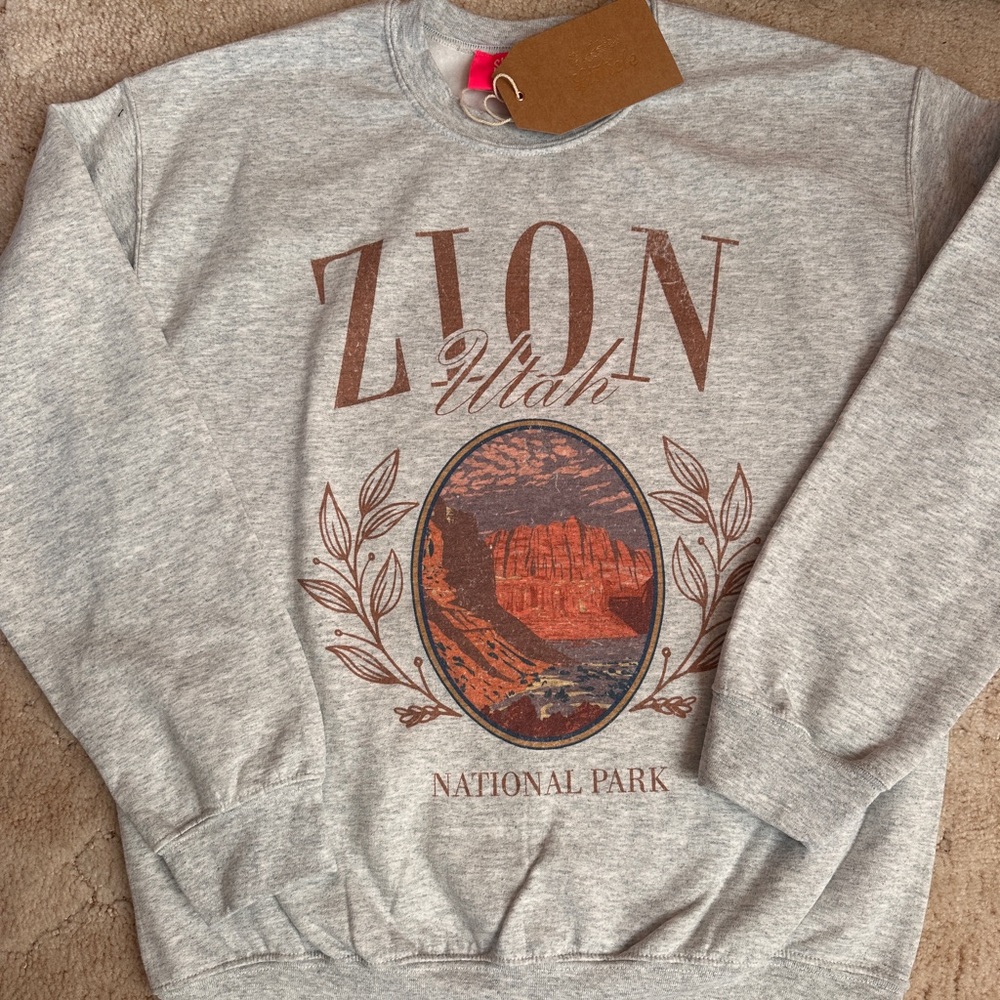Zion Utah National Park Graphic Crewneck Sweatshirt - Gray S/M
